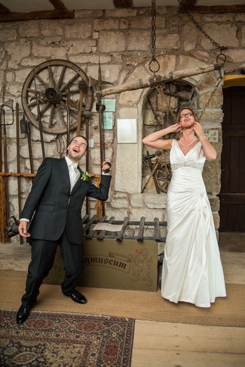 Cassi und Stefan sind gefangen auf der Veste Wachsenburg.
