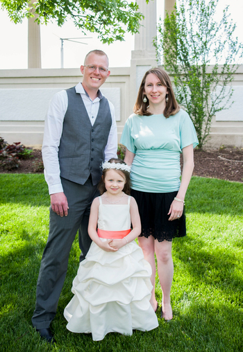 I can't put into words how much we owe Bobby and Kelly for prepping Emma to be the most amazing flower girl ever! Thank you both so much, she looked adorable and she did a fantastic job!