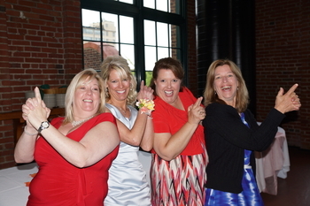 Charlie's angels in the house! Lookin' good ladies.